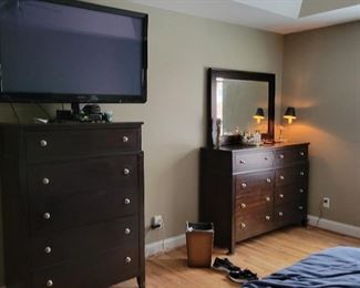 $500 bedroom set includes dresser with mirror, high boy dresser, 2 nightstands and bed frame 