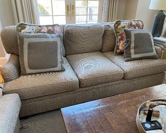 Kravett sofa