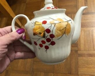 Teapot, we have the set photos to follow by Sterling