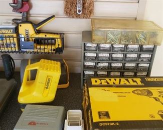 deWalt