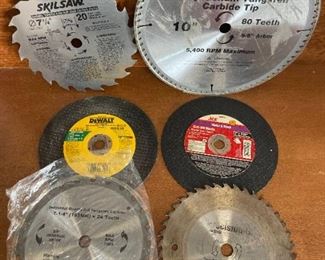 6 Saw Blades in Like New to Good Condition 1 10 Inch 80 Teeth 5 7 Inch Various Concrete Masonry