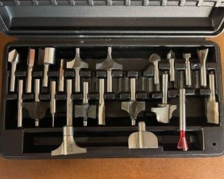 22 Piece Router Drill Bits 1 is a Special 1/2 Inch 14 Degree Dovetail By Porter Cable 