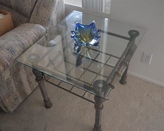 GLASSTOP END TABLE 
