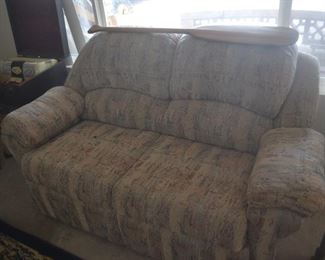LAZBOY LOVESEAT