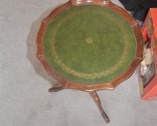 SMALL OCCASIONAL TABLE