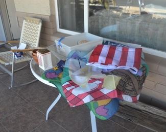 OUTDOOR SEASONAL FLAGS