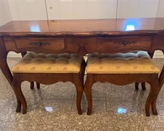Ethan Allen Country French Sofa Table with Two Matching Bench Stools