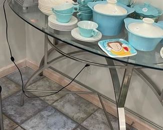 sofa table and stunning light blue bakeware 