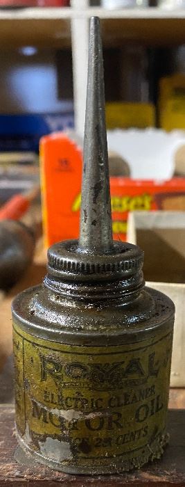 Small Old Royal Electric Cleaner Motor Oil Can