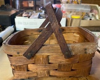 Small Oak Basket