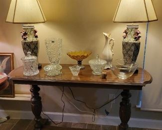 Sofa Table, Pair of Lamps and Collectibles 