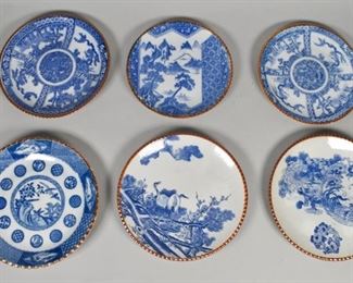 195	6 Japanese Blue & White Igezara Porcelain Plates	6 Japanese blue & white igezara porcelain plates. The form is very common in the Meiji (1868-1913) and Taisho period (1913-1926). 2 pieces have small chips on rims. Largest: 12" Diameter.
