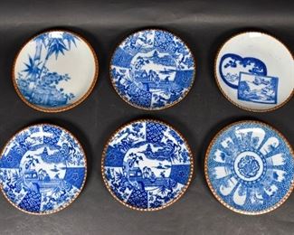 196	6 Japanese Blue & White Igezara Porcelain Plates	6 Japanese blue & white igezara porcelain plates. The form is very common in the Meiji (1868-1913) and Taisho period (1913-1926). 2 pieces have imperfection to glazing and 1 has chip to rim, line in 1 plate. Largest: 10" Diameter.
