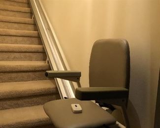 Stair lift chair available for presale 
Works great has 2 remotes
Original cost $2000
Asking $800 obo
