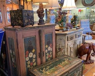Great hand painted cabinets