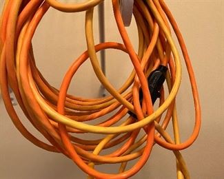 Outdoor extension cord 