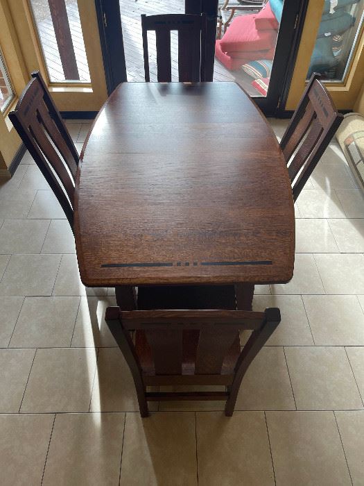 1Amish Traditional Oak Dining Table