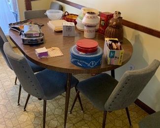 Vintage kitchen table and chairs