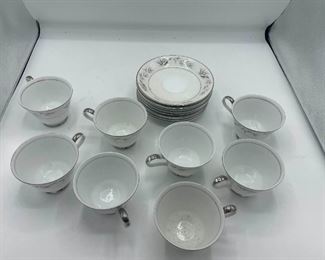 Arlen Fine China Tea Cups and Saucers