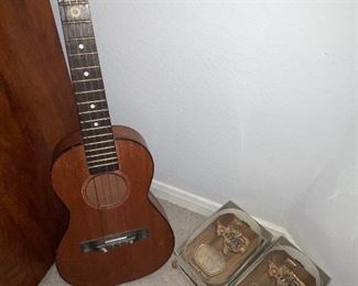 Texas Thermometers, Small Guitar