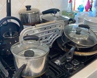 Aluminum Pots and Pans