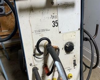 Miller electric welder with purge tank