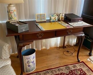 Queen Anne style writing desk