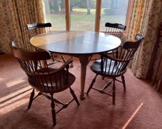REDUCED!  $75.00 NOW, WAS $100.00..................Dinette Set, Table and 4 Chairs