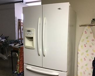 Maytag. 28 cf French drawer Refrigerator/Freezer