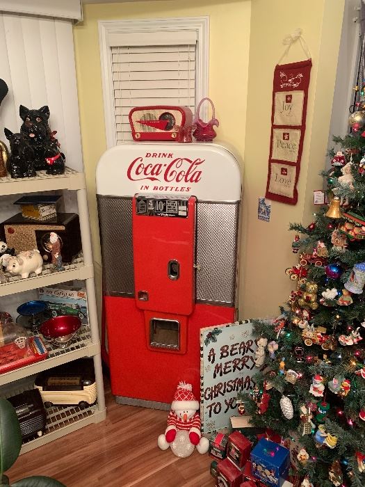 Vendo 80 coke machine