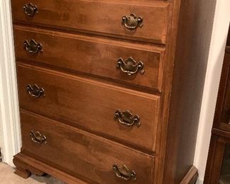 Like new maple dresser. Part of bedroom set, can be purchased together for package price or separately. 