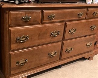Like new maple dresser. Part of bedroom set, can be purchased together for package price or separately. 