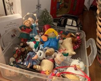 Miniature ornaments 