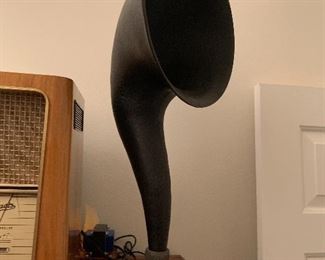 1920’s working radio horn speaker 