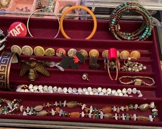 Jewelry, sea pearls