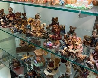 Boyd’s bears figurines 
