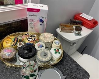 Jewelry containers, trinket boxes 