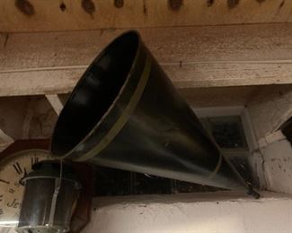 Edison cylinder player, graphophone, gramophone horn