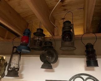Variety of oil lamps, railroad