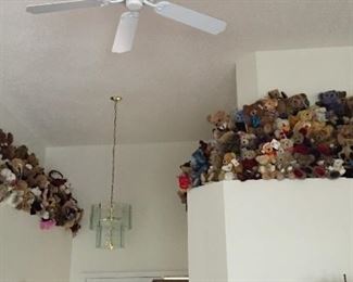 Hundreds of Steiff, Boyd’s, Gund, Mohair bears and many other collectable brands. Most of these will be lit out for day two of the sale due to spacial issues on day one 