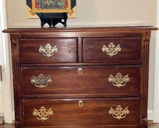 Williams' night stand with glass top