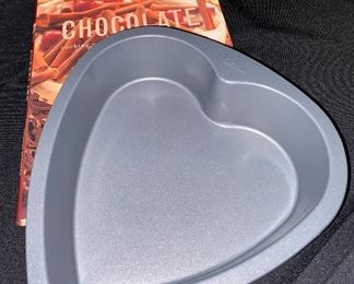 Wilton heart pan and cookbook