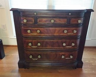 Stunning Monarch George II Bow Front Chest of Drawers