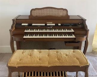 Working Baldwin Model 48HR Organ and Bench