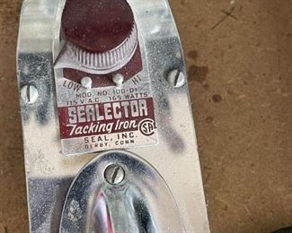 Sealector Tacking Iron 