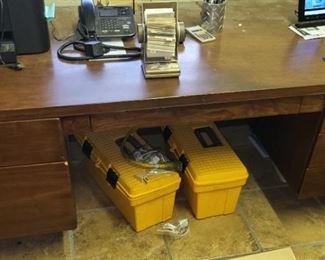desk-$50.00