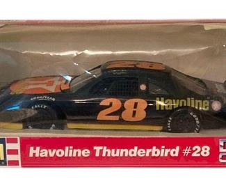 Revell Havoline Thunderbird #28 Davey Allison Die Cast Car