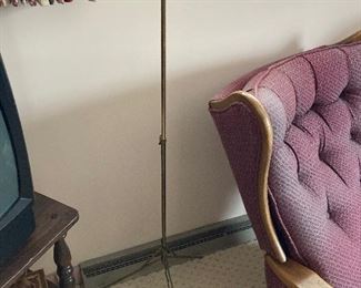 Maternity mid century studio light