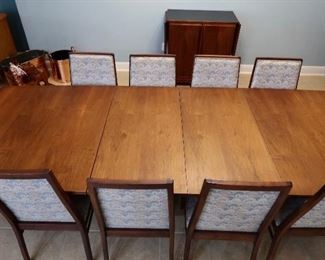 $1995.00 - MCM Dining Table w/2 Leaves - 10 Chairs Dimensions WITHOUT leaf 6' L  (2 leaves-add 20" more each) x 42" D x 28" H - Foster McDavid Furniture