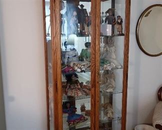 $250.00 - Lighted Collectors Curio Case/Cabinet - Dimensions are 34" W x 79" H x 14" D